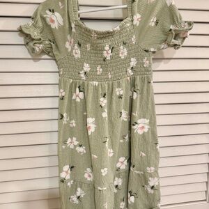 Carter’s Girls Floral Smocked Bodice Dress - Sage Green